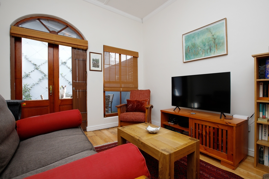 2 Bedroom Property for Sale in Harfield Village Western Cape